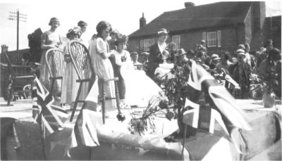 Horsted Keynes: Nellie Tester being crowned 1935.